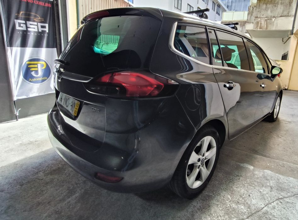 Opel Zafira 2.0Cdti Tourer Cosmo 7 lugares 2013 Nacional