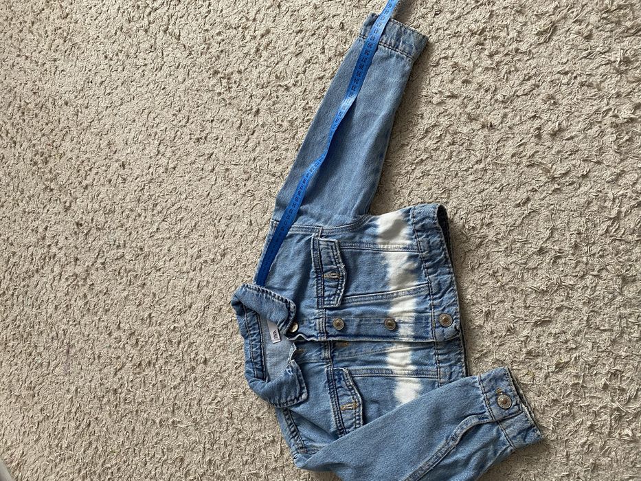 Куртка для дівчинки 116-122р