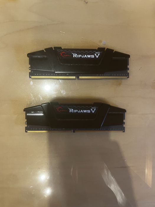 Pamięć RAM  ripjaws ddr4 2x8gb 3200mhz