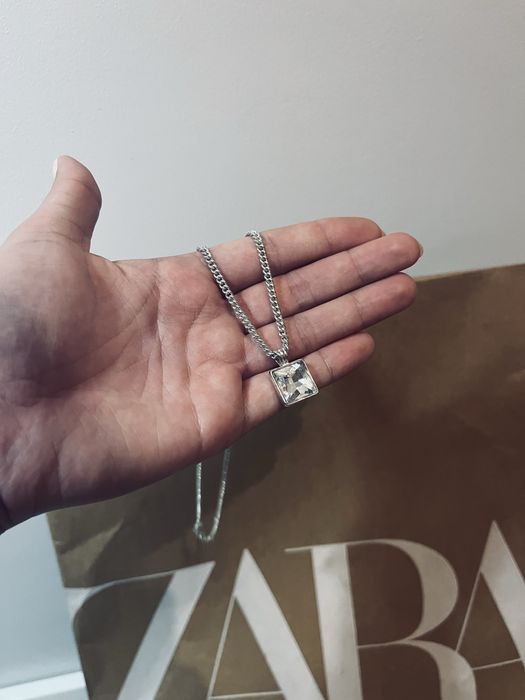 Srebrny naszyjnik z wisorkoem diament