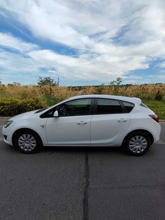 Opel Astra J 2014 1.4T 140km/170tys.km/pdc/tempomat