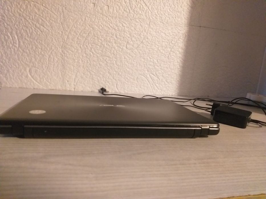 LAPTOP ASUS+ orginalny zasilacz