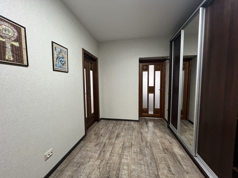 Продам 2 кімнатну квартиру з ремонтом у Вишневому!