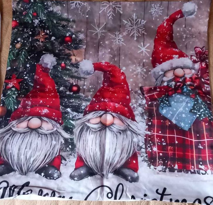 Poszewki dekoracyjne skrzaty 50x50