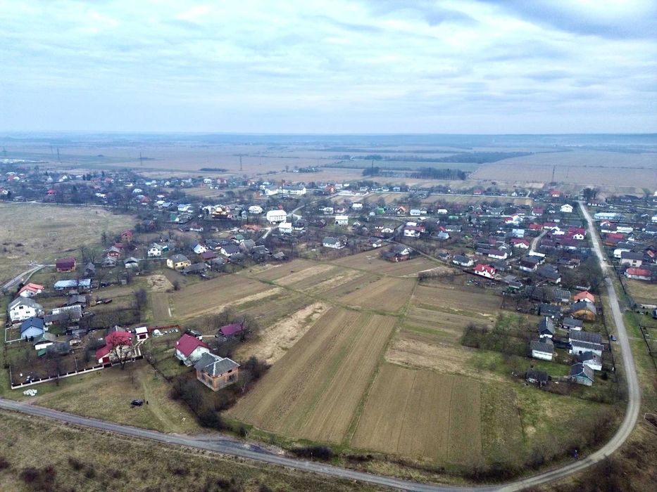 Продається просторий будинок біля м. Стрий!