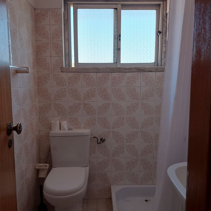 Apartamento de 4 Ass. em Sintra-Mem Martins