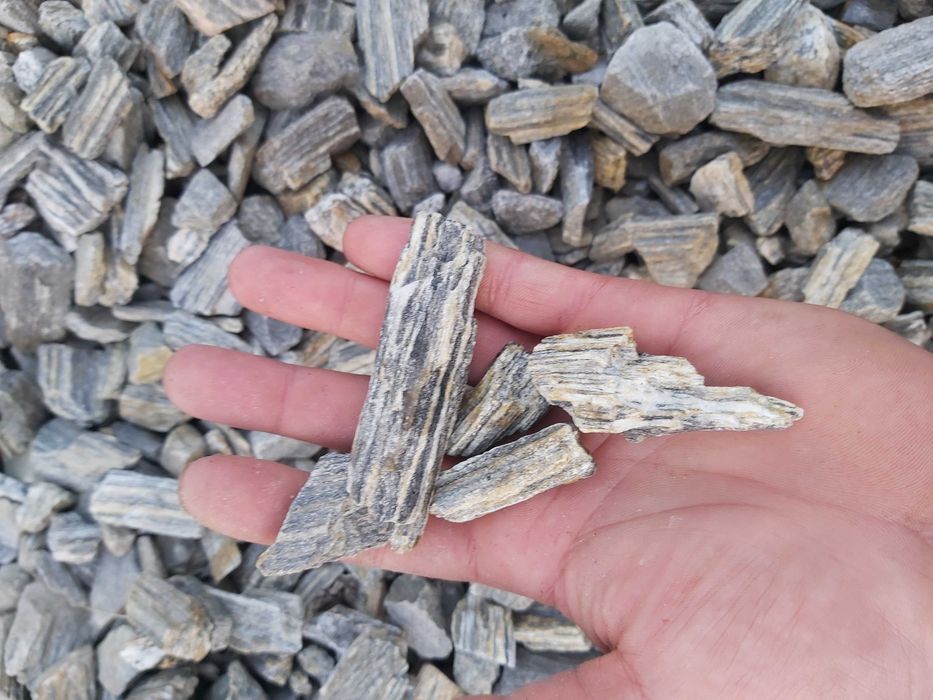 Kamien ozdobny, ogrodowy, kora, tłuczeń, granit, bazalt, gabion