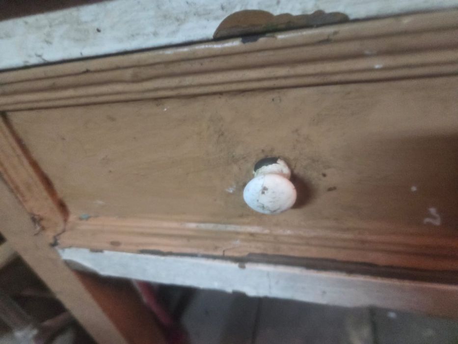 Mesa rustica com aba 1,10x80 .45 euros .