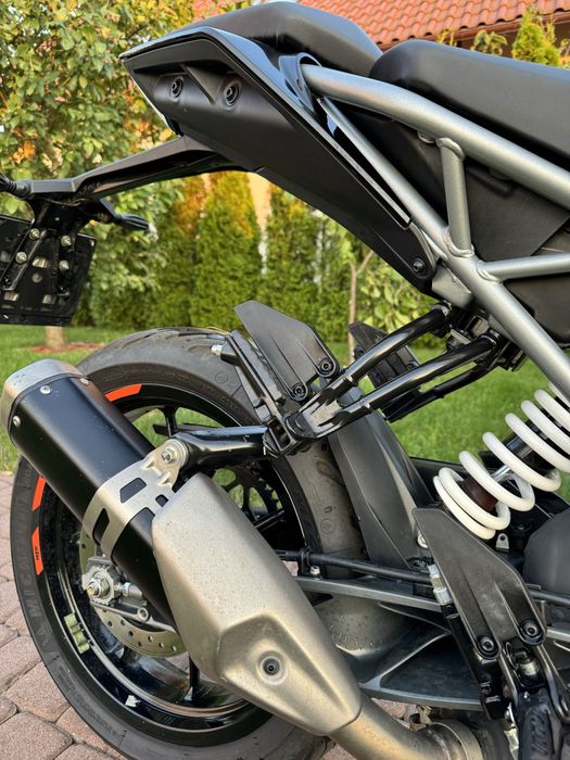 Ktm duke 125. Polski salon