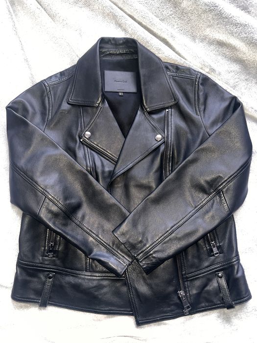 Жіноча шкіряна куртка massimo dutti