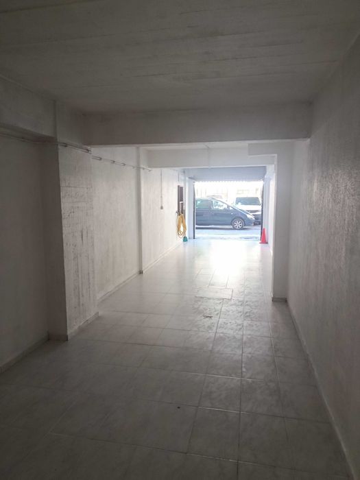Vendo Garagem em Queluz