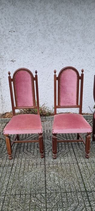 6 Cadeiras de Veludo Vermelho