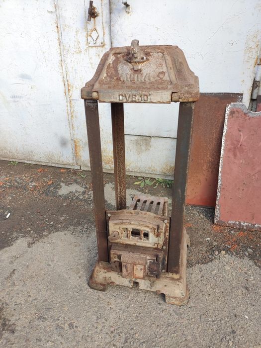 Печь камин буржуйка старинная