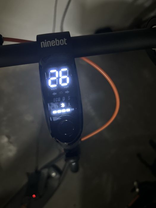 Trotinete Segway Ninebot F2 Pro - RESERVADA