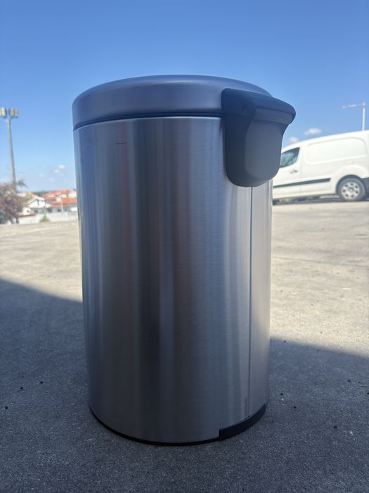 Caixote do lixo - Brabantia 20L - Cor Matt Steel