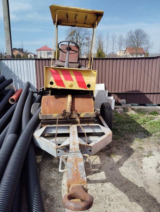 Дорожній каток ДУ 54