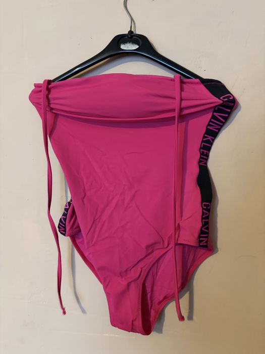 Strój calvin klein