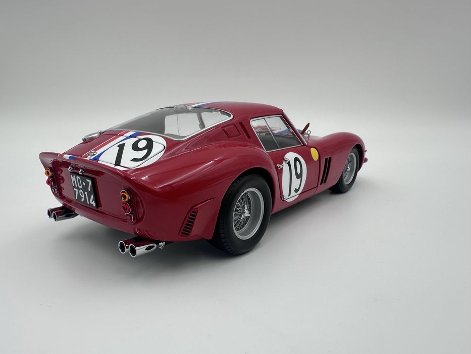 Ferrari 250 GTO #19 Kyosho 1:18