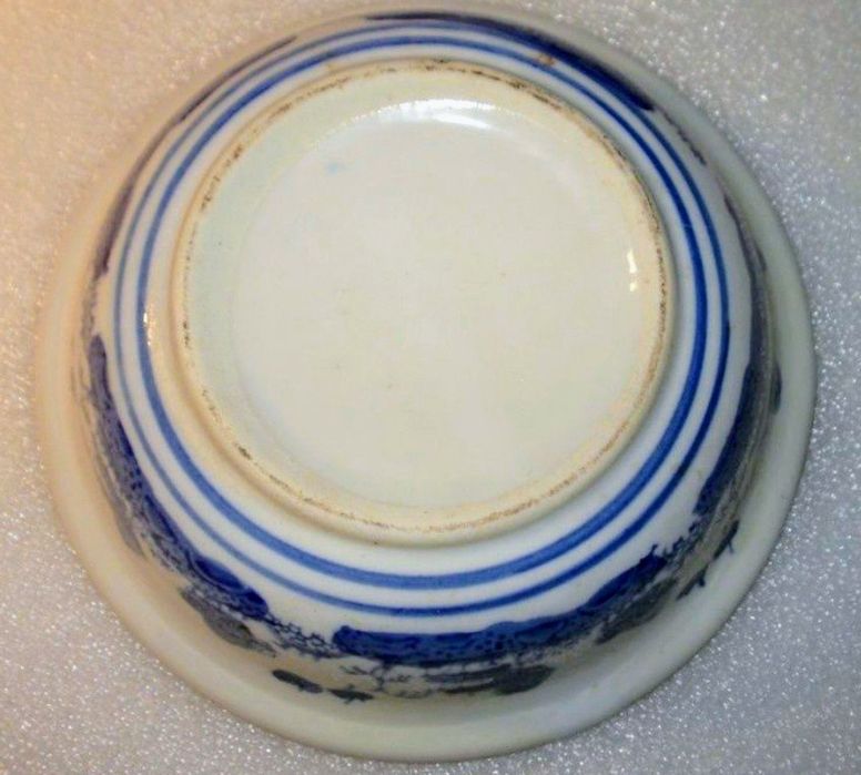 Antiga Taça Chinesa Azul e Branca