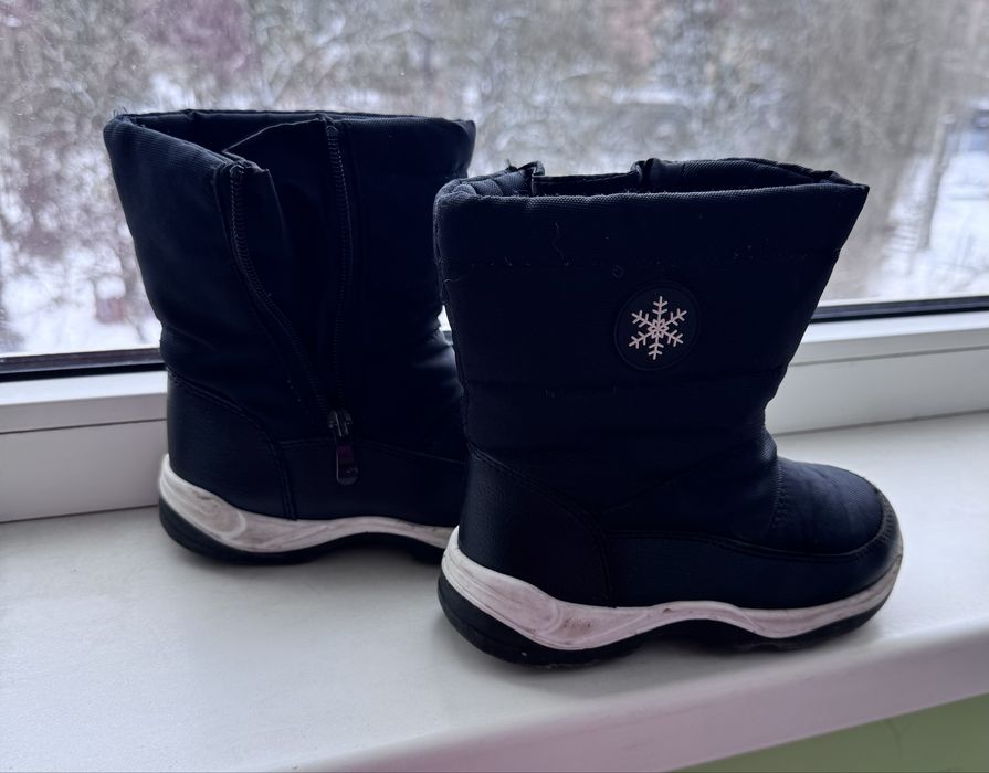 Продам зимние ботинки, 29 размер