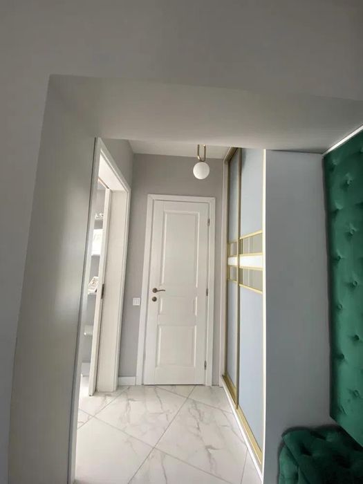 Продаж 2 кімн.квартира 110 м² 5/5 ц. Брюховичі 140000$