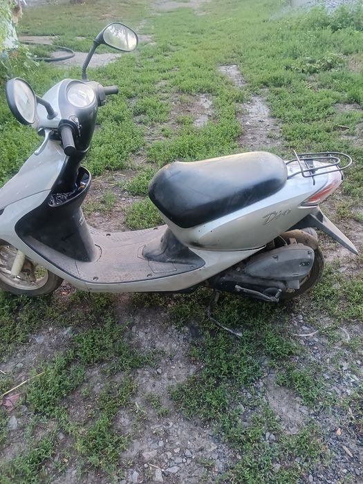 Продам скутер на запчастини по ціні двигуна