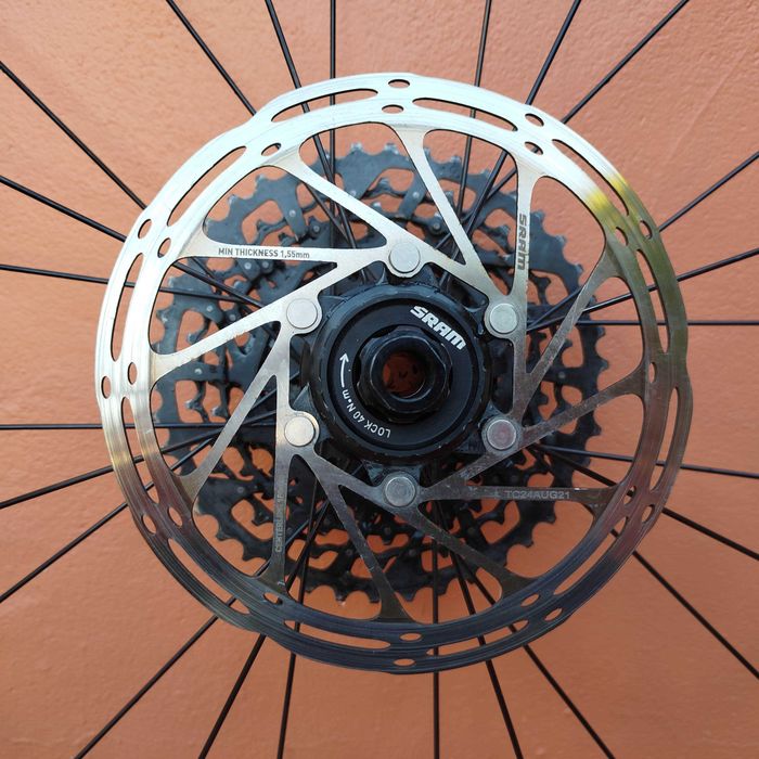 Roda traseira Miche Reflex DX 700c Tubeless (cassete + disco)