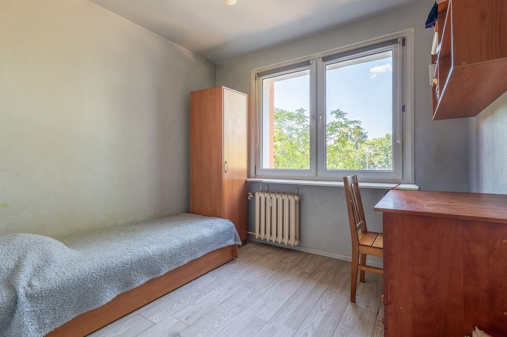 3 pokoje,60m2,winda ul. Harnasie 21