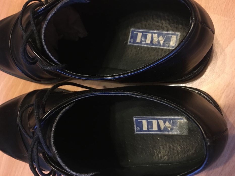 Czarne buty do garnituru eleganckie rozmiar 36