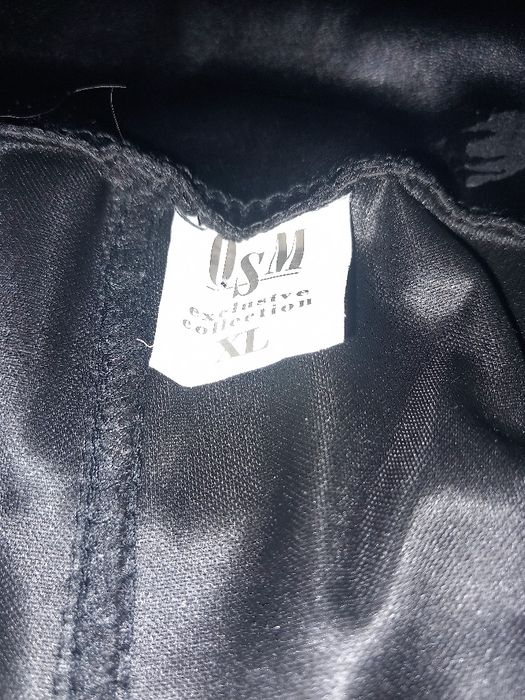 Cienkie leginsy z kieszeniami