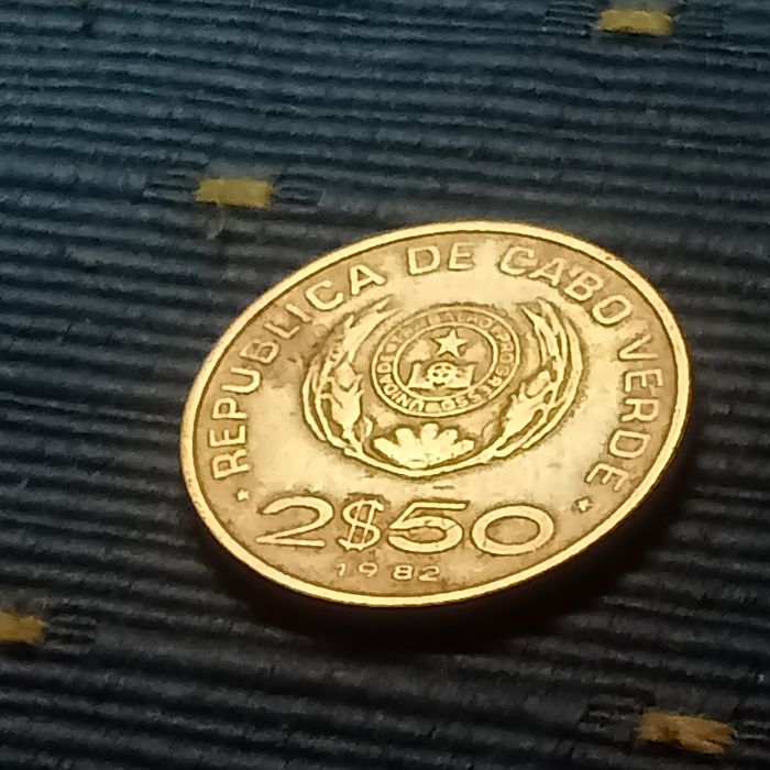 cabo verde moeda 2.50