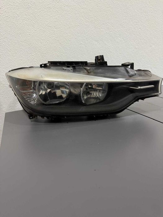 Faróis para BMW serie 3 F30