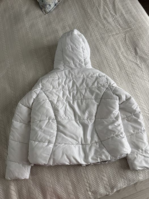 Продам зимову куртку Reserved, розмір М