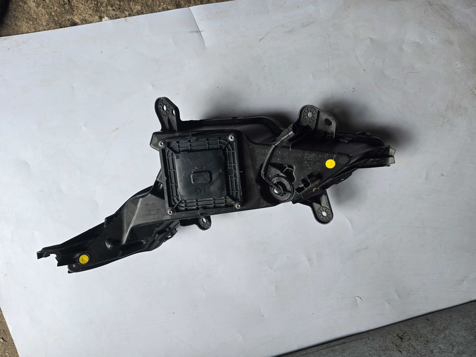 lampa przód DRL led Renault Megane 5 E-tech