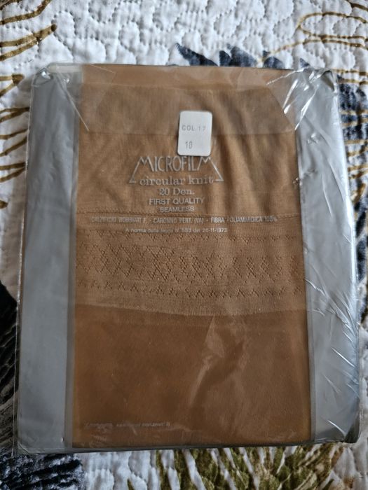 2 pary Pończochy do pasa  z włókna poliamidowego z 1973 roku