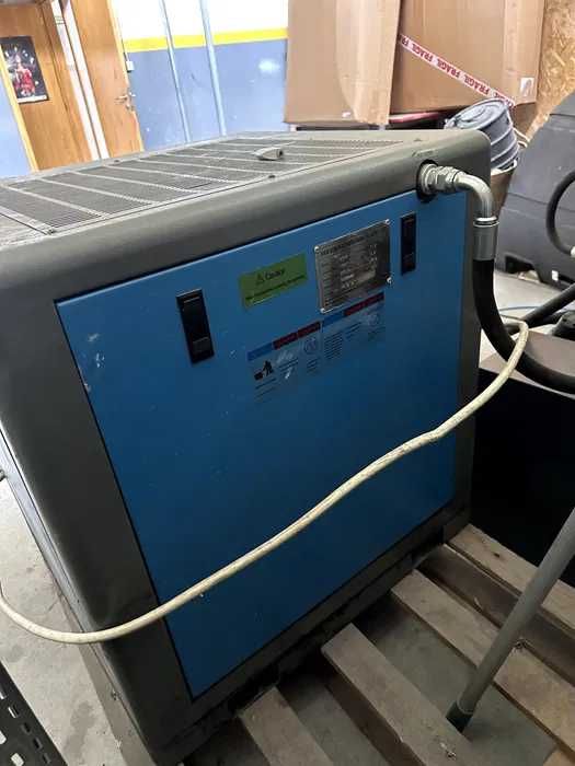 Compressor de parafuso 7.5cv (usado)