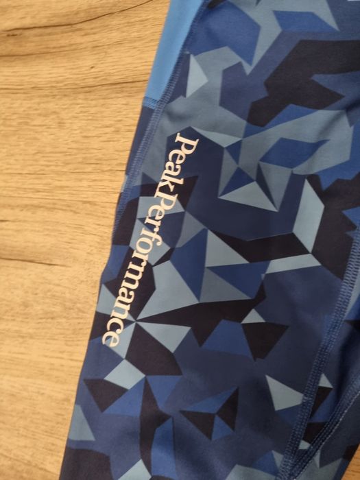 Peak performance legginsy S