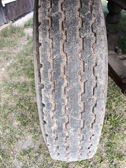 Opony rolnicze do przyczepy d46 d47