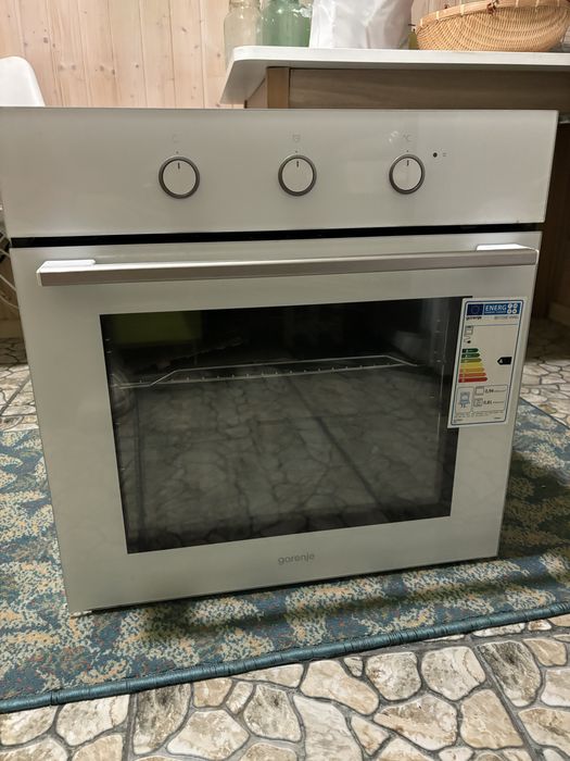 Духовка електрична Gorenje BO725E10WG нова