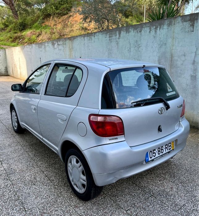 Toyota Yaria 1.0 VVT-i AC