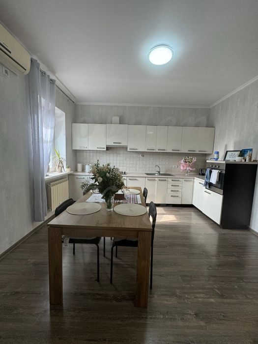 Продам Будинок Таунхаус 228м2, Гараж, с.Щасливе, 8кмКиїв