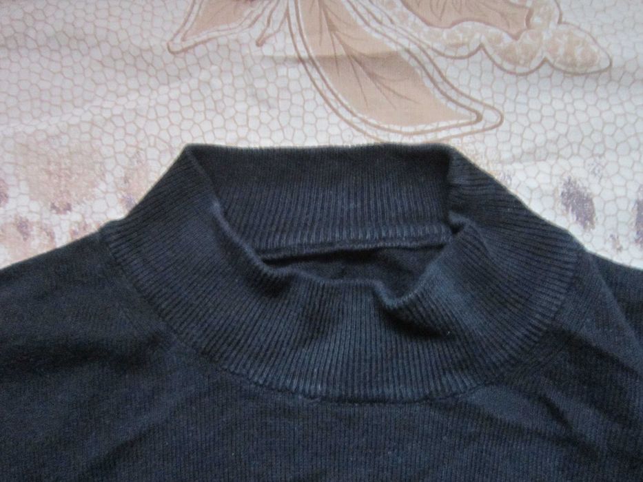 Гольф мужской черный и светлый