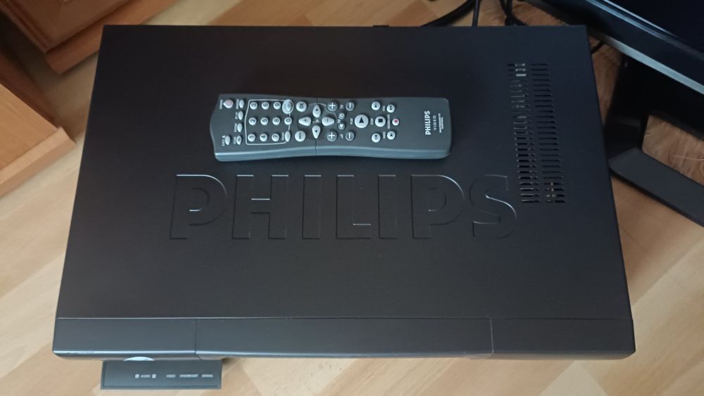 Magnetowid Philips VR 800 HI-FI Stereo