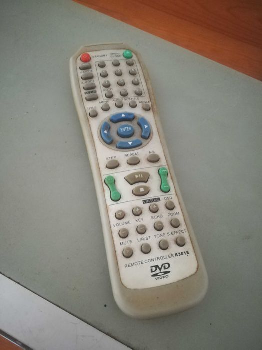Leitor de DVD AG com função de karaoke