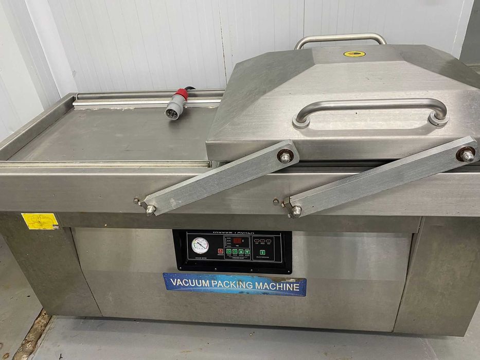 MÁQUINA VÁCUO CAMPANULA DUPLA - INDUSTRIAL - POUCO USO - COMO NOVA