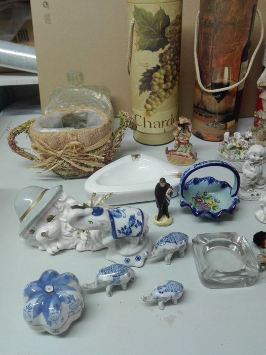 Lote de peças de decoração antigas