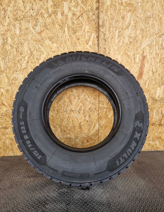 Opony ciężarowe całoroczne 315/70/22.5 Michelin X Multi D Remix