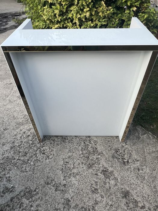 Lada Sklepowa Biała/Złota