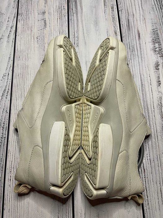 Женские кожаные мокасины Clarks