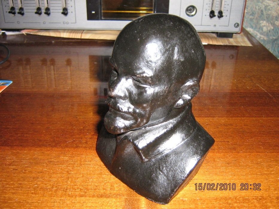 Бюст Ленин (металл)